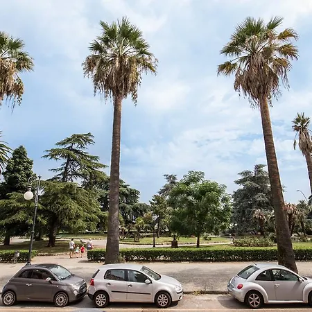 Downtown Srl - Waterfront Cinque Terre ラ・スペツィア
