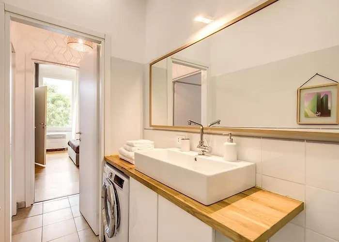 Apartment Downtown Srl - Waterfront Cinque Terre La Spezia